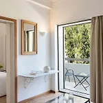 Готель Grecotel Luxme Dama Dama