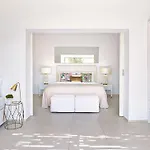 Grecotel Luxme Dama Dama Готель